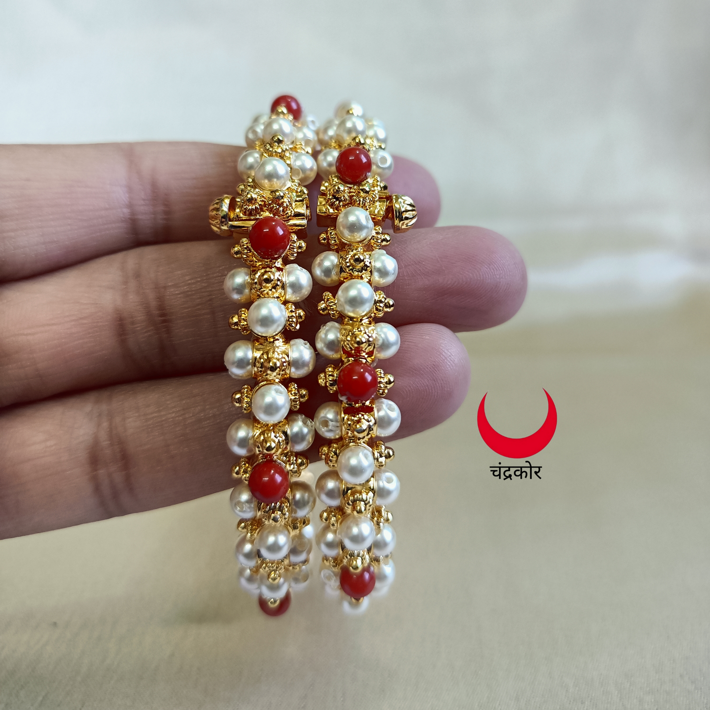 Moti Povale Bangles