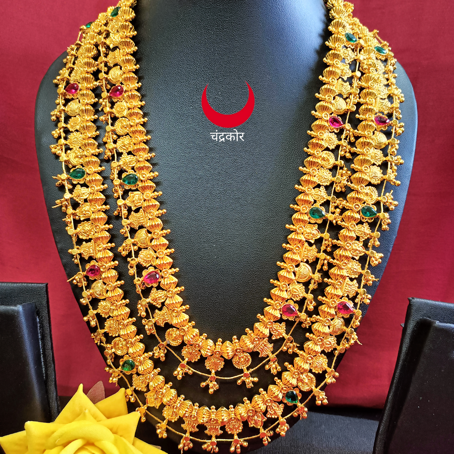 Kolhapuri Saaj