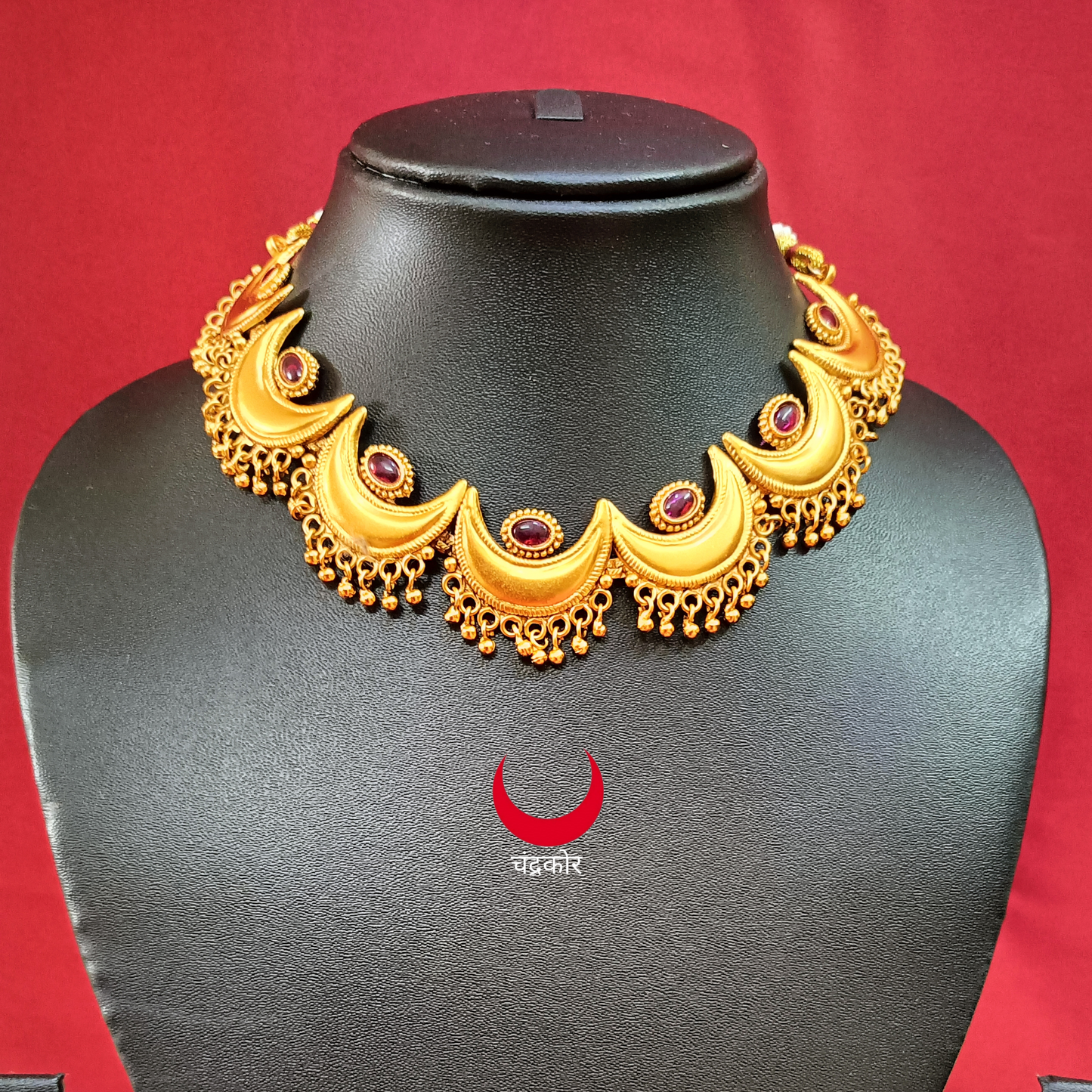 Chandrakor Matte Necklace Set