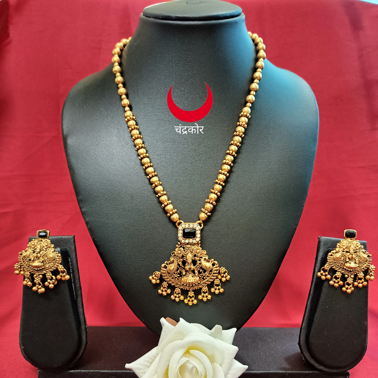 Matte Finish Laxmi Pendent Set