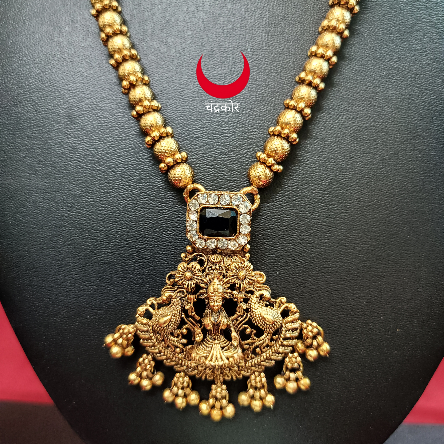 Matte Finish Laxmi Pendent Set