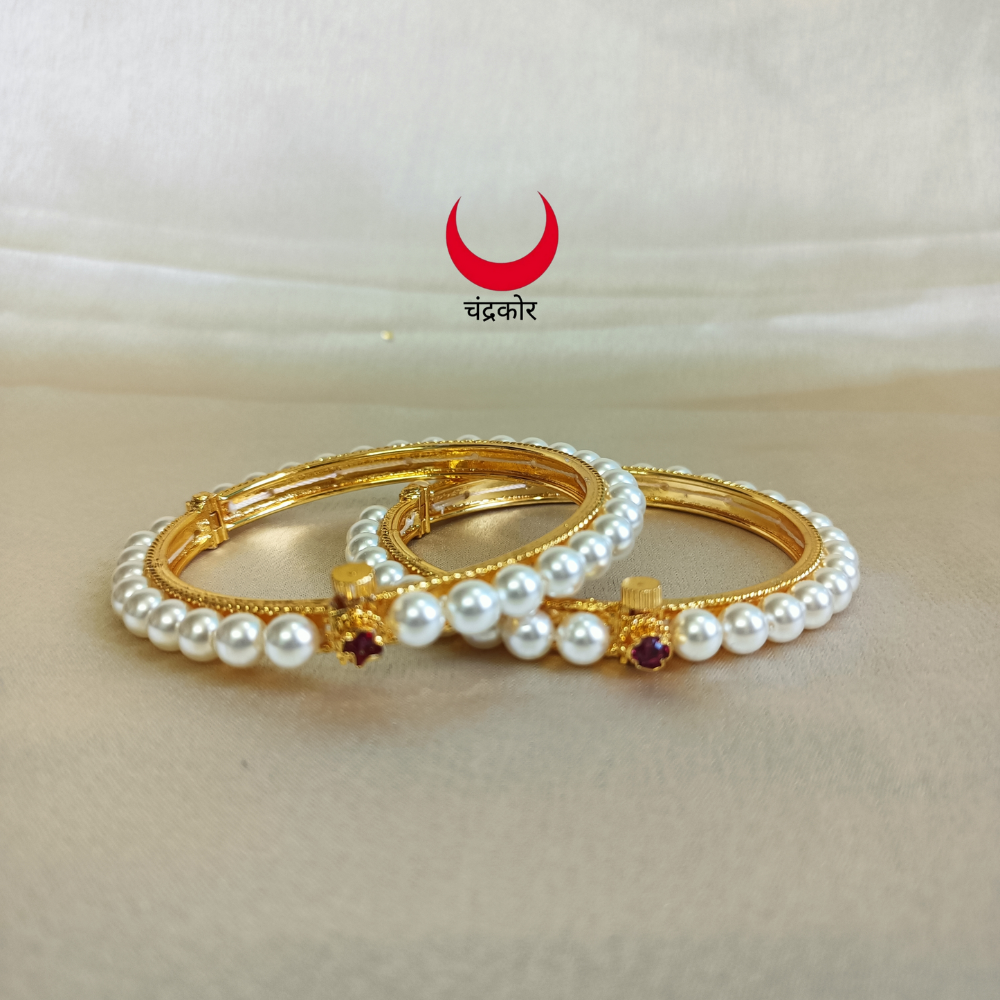 Single Pearl Bangles