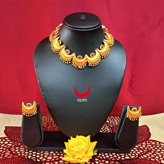 Chandrakor Matte Necklace Set