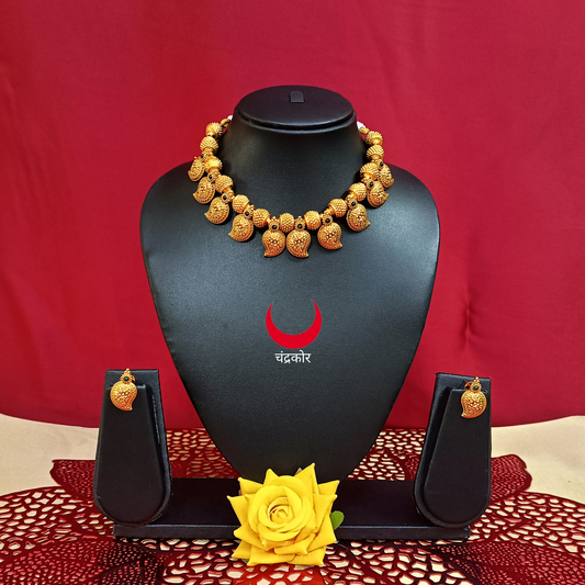 Mango Necklace Set