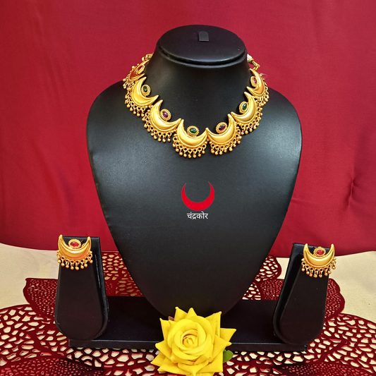 Chandrakor Matte Necklace Set